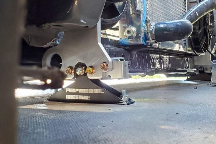 Professional Awesome 1994-2001 Acura Integra & 1992-2000 Honda Civic Quick Release Splitter Support System - Image 3