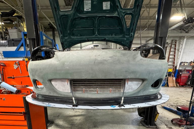 2001 Mazda Miata SE customer installation