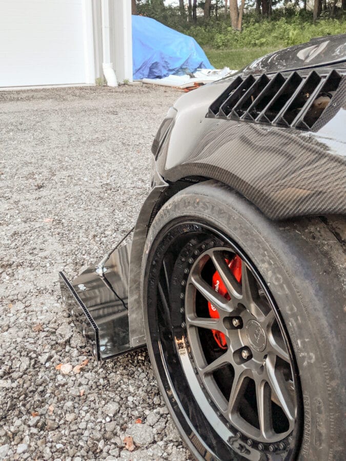 Mitsubishi Evo X with Professional Awesome Racing Splitter Support Rods and Fender Vents-2