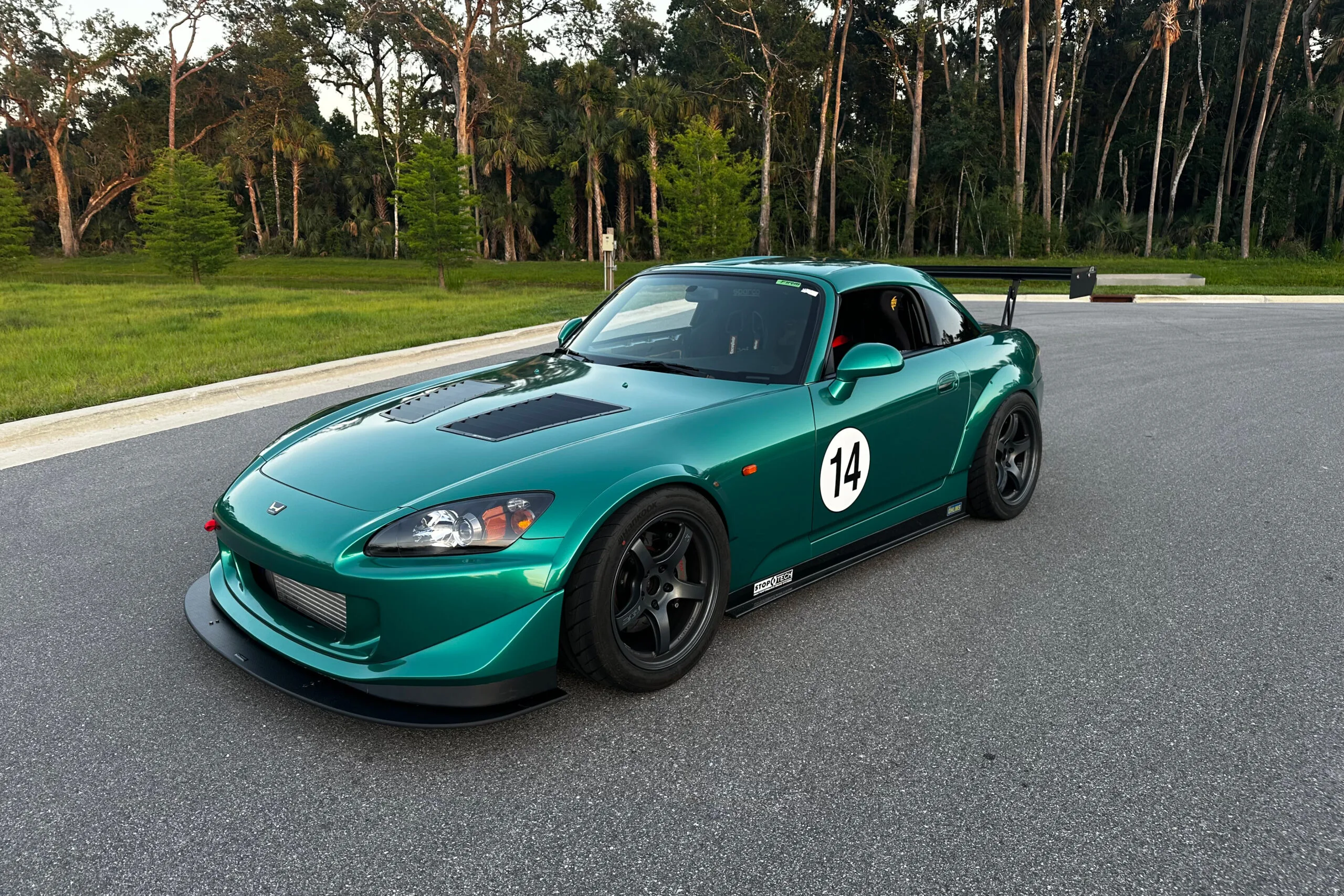 2002 Honda S2000 - Professional Awesome Racing