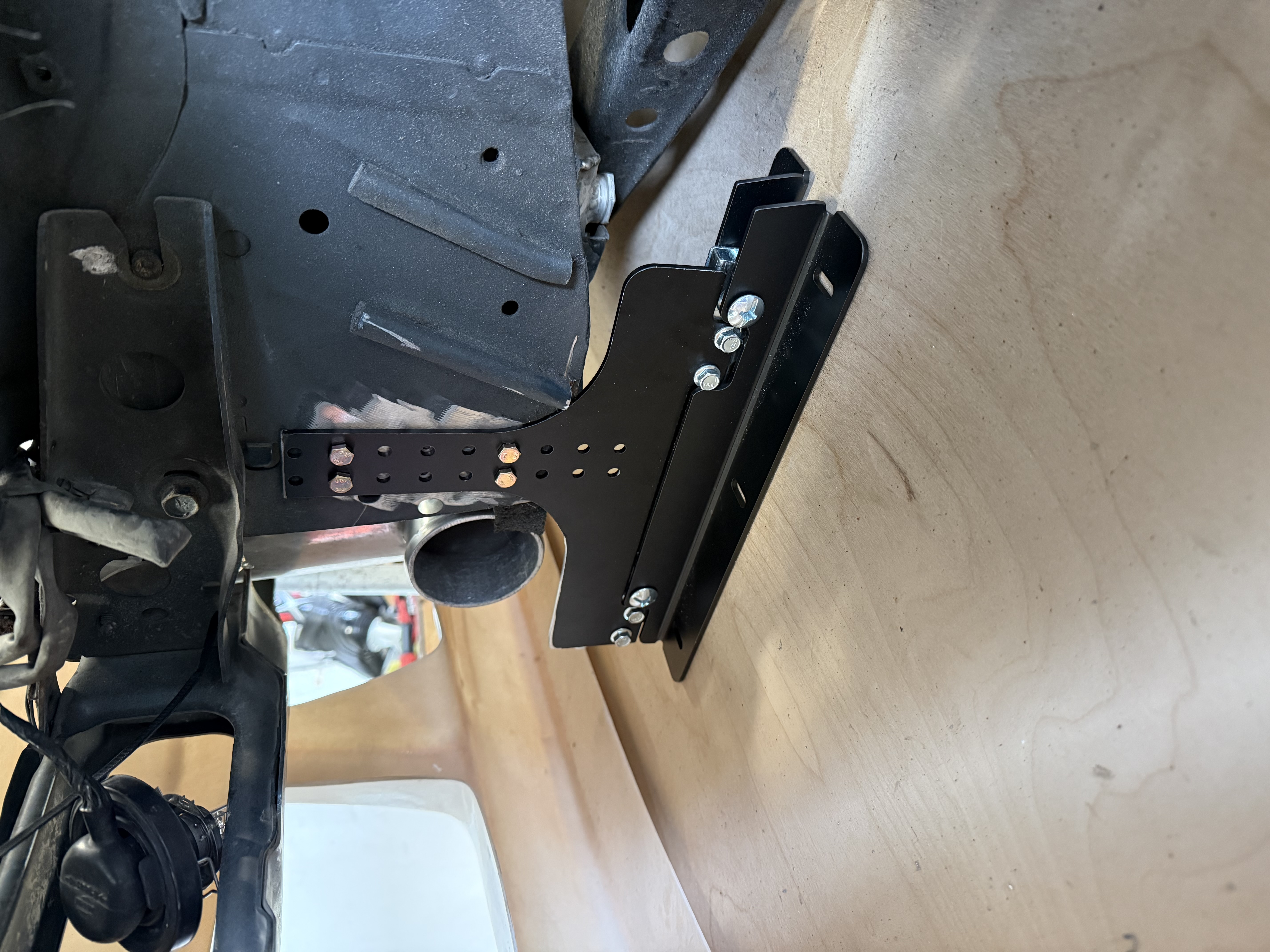 1995-nissan-240sx-s14-front-frame-splitter-mount-bracket-detail