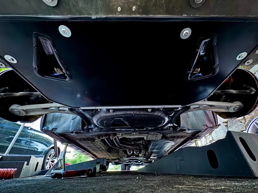2006-bmw-z4-m-coupe-e86-carbon-fiber-front-splitter-underbody-install